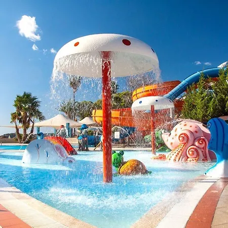 Ephesia Club Semesteranläggning (resort)