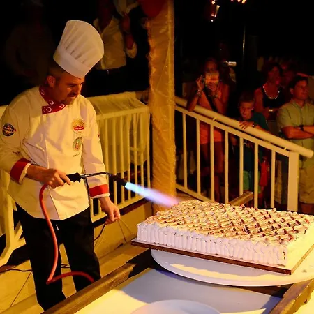 Ephesia Club Κουσάντασι