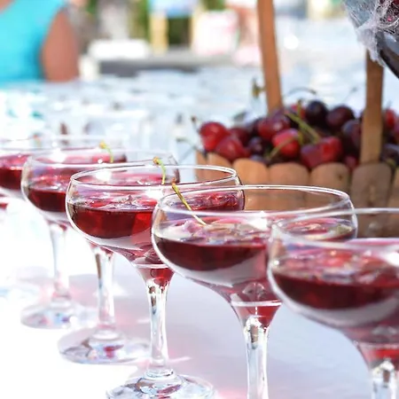 منتجع افيسيا هوليداي بيتش كلوب 4*