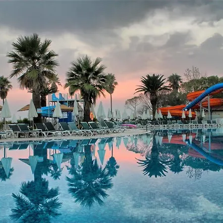 Ephesia Club אתר נופש קוסדסי